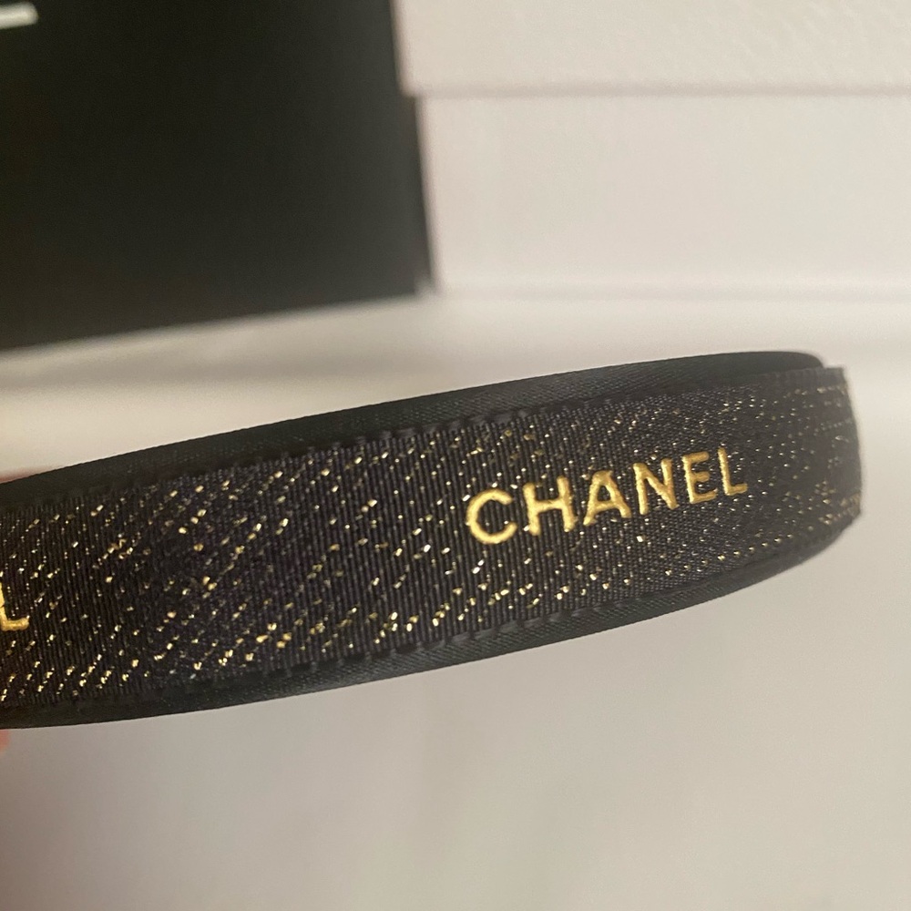 CHANEL Black & Gold Ribbon Headband - Picture 5 of 5